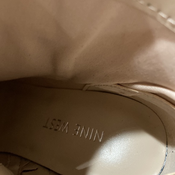 Dian 9x9 Dress Booties - Picture 8 of 10